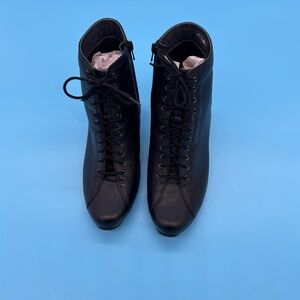 Ziera Diamond Black Women's Lace Up Ankle Boots with 2” Heel.